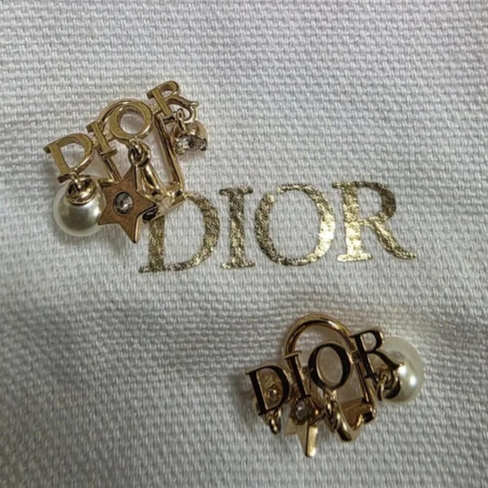 Auth Dior Pearl Earrings